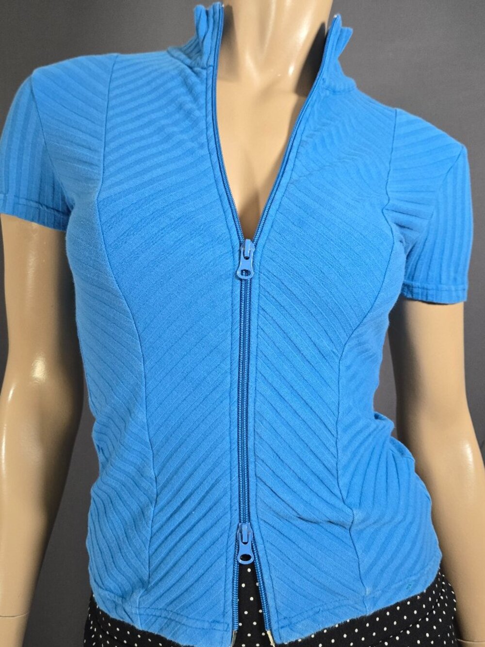 Y2K Blue Ribbed 2 Way Zip Up Top Size M Fitted Short sleeve 2000s